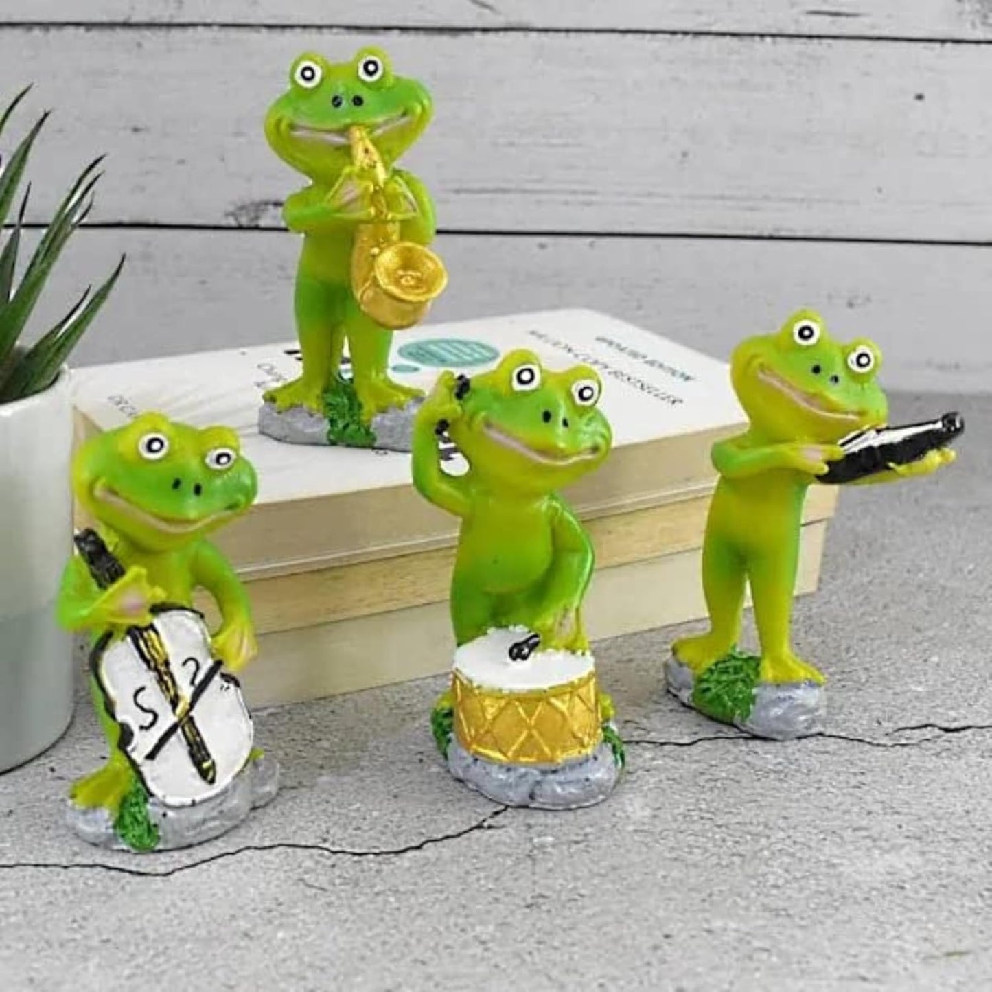 Frog Miniature Figurines | Decorative Showpiece for Home 1 Set 4 Pieces | Green