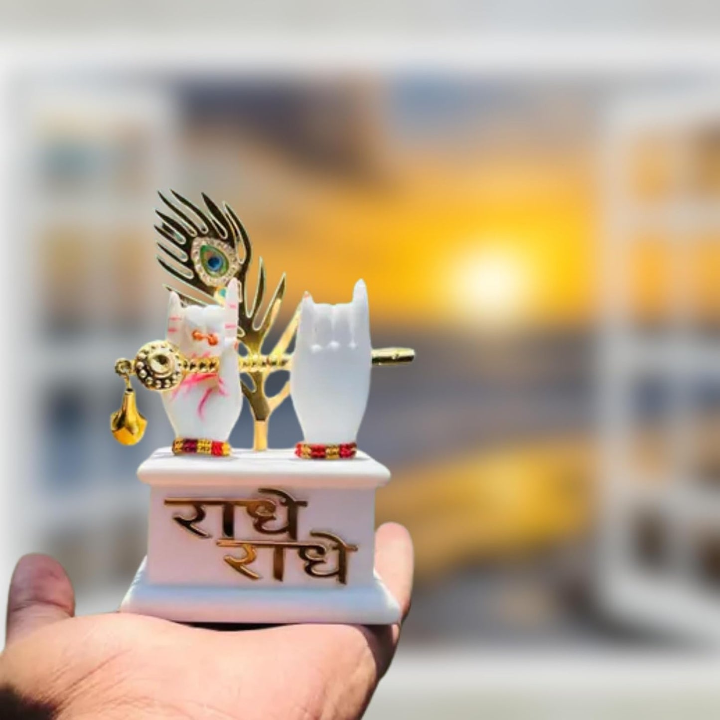 Lord Krishna Idol Decorative Statue in Flute Playing Pose (Pack of 1)